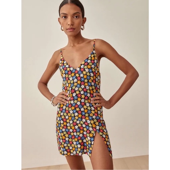 Reformation Dresses & Skirts - Reformation Marlowe Mini Dress in‎ Danica Floral